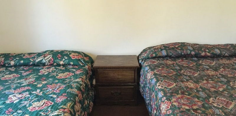 Lincoln Lawns Motel (Lincoln Lawns Motel Apartments) - From The Web (newer photo)